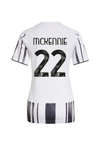 Juventus Weston McKennie #22 Jalkapallovaatteet Naisten Kotipaita 2025-26 Lyhythihainen